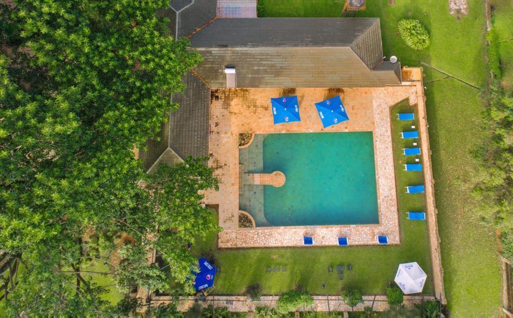 Mountains Of The Moon Hotel Fort Portal Exteriör bild