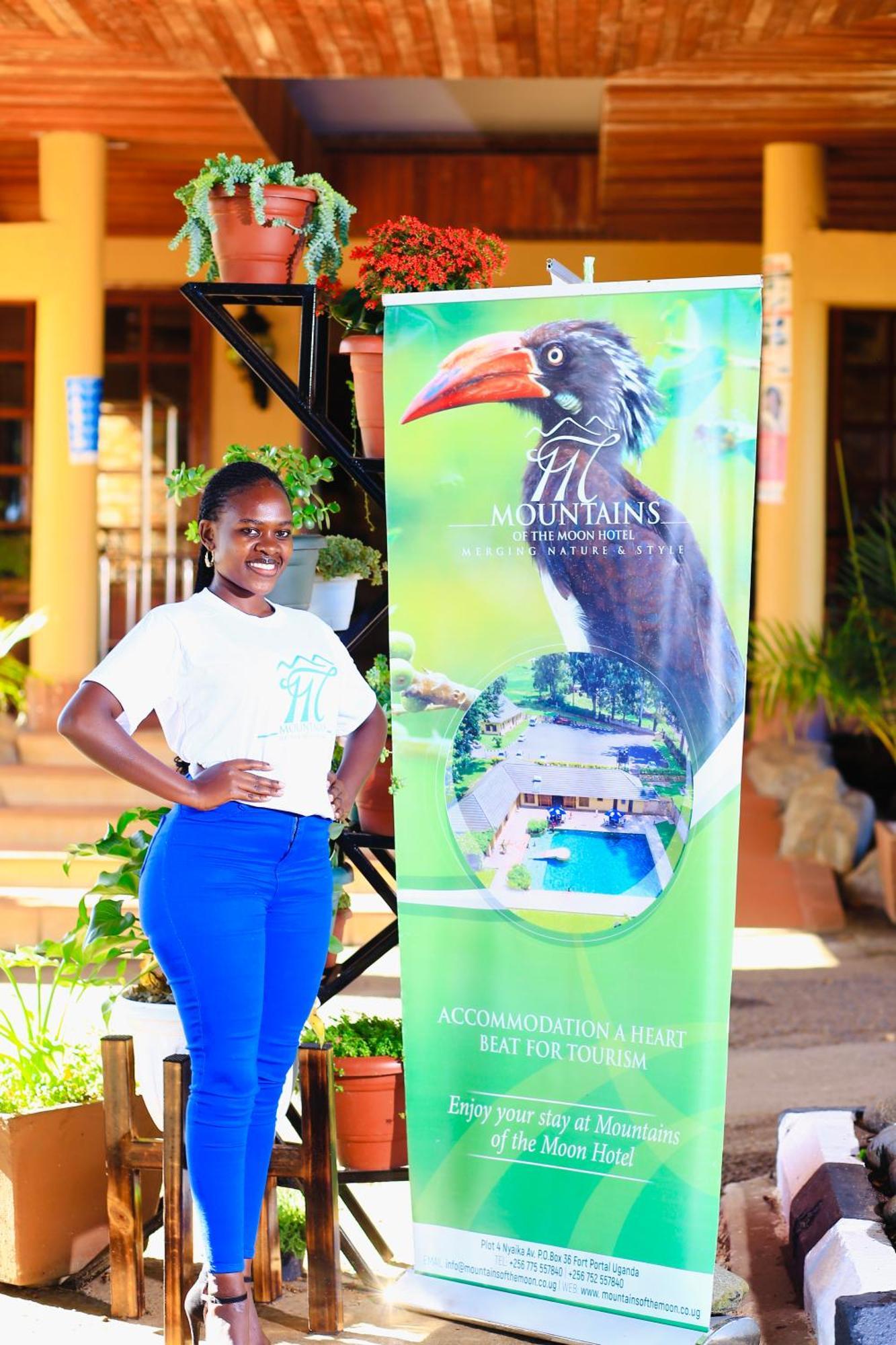 Mountains Of The Moon Hotel Fort Portal Exteriör bild