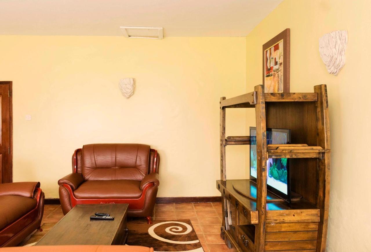 Mountains Of The Moon Hotel Fort Portal Exteriör bild